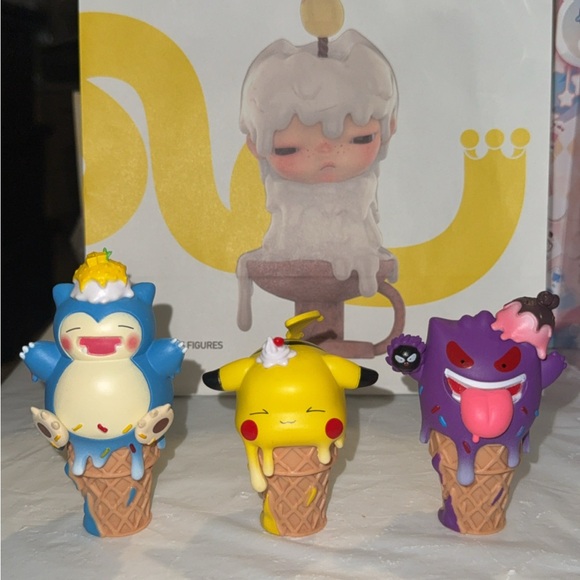Pokemon Ice & Hello Kitty Cream Cone Figures - Orange, Blue, Yellow - Picture 3 of 7